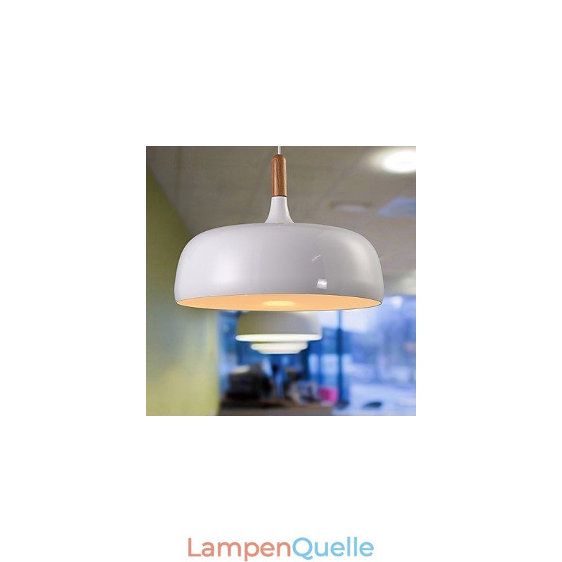 Moderne, zeitgenössische Pendelleuchte aus Metall im Landhausstil