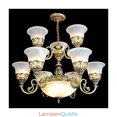 Traditioneller klassischer Vintage-Retro-Kronleuchter aus Bronzemetall Traditioneller klassischer Vintage-Retro-Kronleuchter aus Bronzemetall