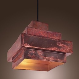 Traditionelle, klassische Pendelleuchte im Mini-Stil mit Gemälde