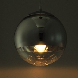 Pendelleuchte mit 1 Licht in Kugelform