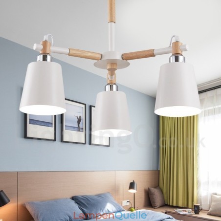 3-flammiger moderner zeitgenössischer Kronleuchter aus Holz 3-flammiger moderner zeitgenössischer Kronleuchter aus Holz