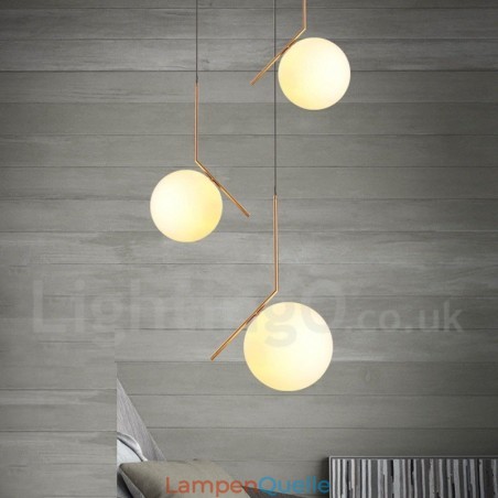 1-flammige, moderne Pendelleuchte mit Glasschirm 1-flammige, moderne Pendelleuchte mit Glasschirm