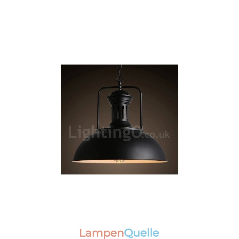 Schwarze Pendelleuchte im Vintage-Stil aus Metall im Landhausstil