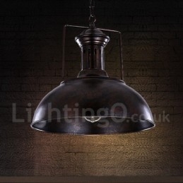 Schwarze Pendelleuchte im Vintage-Stil aus Metall im Landhausstil