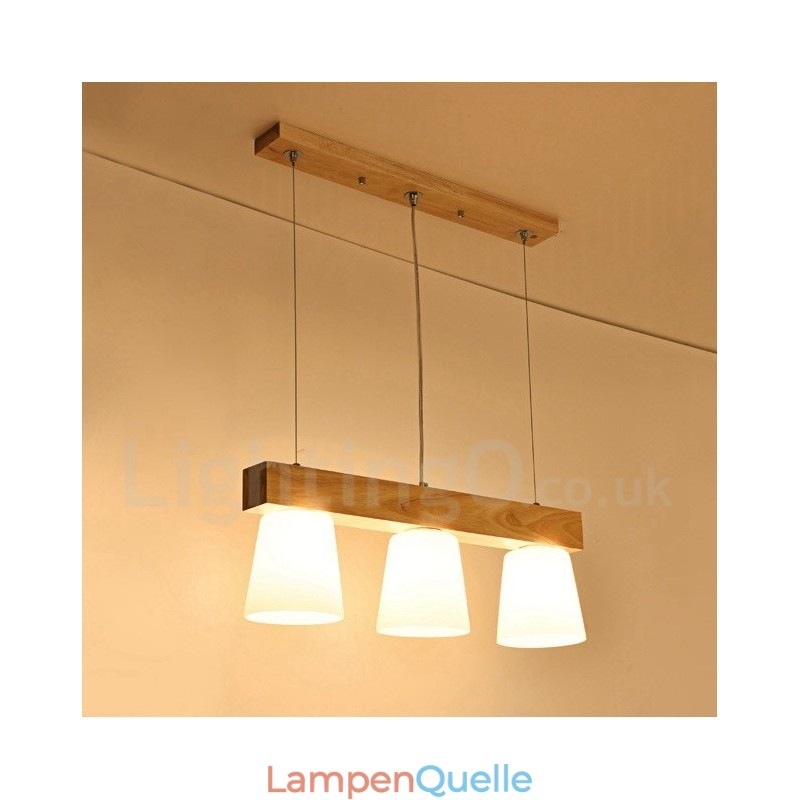 Moderne Pendelleuchte aus Holz mit 3 Lichtern