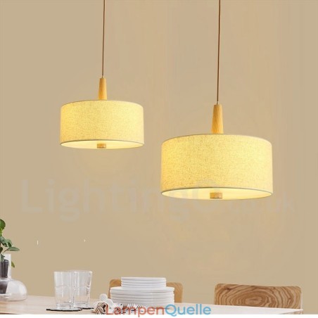 Moderne Pendelleuchte aus Holz im Trommelstil mit Stoffschirm Moderne Pendelleuchte aus Holz im Trommelstil mit Stoffschirm