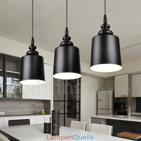 Schwarze, moderne Pendelleuchte mit 3 Lichtern Schwarze, moderne Pendelleuchte mit 3 Lichtern