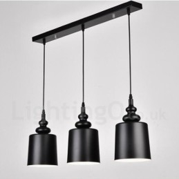 Schwarze, moderne Pendelleuchte mit 3 Lichtern