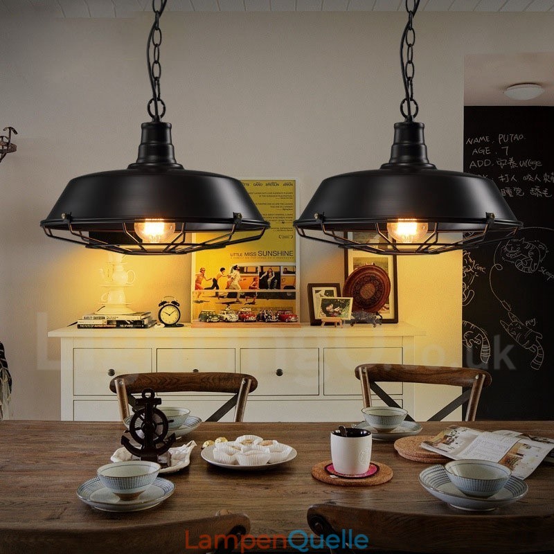 Retro Vintage Pendelleuchte aus schwarzem Metall