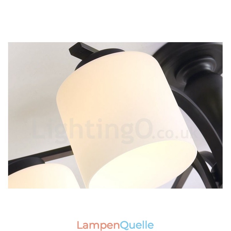 8-flammiger integrierter Kronleuchter aus Metall mit Glasschirm