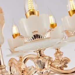 Kronleuchter aus Zinklegierung und Kristall im europäischen Stil