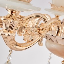 Kronleuchter aus Zinklegierung und Kristall im europäischen Stil