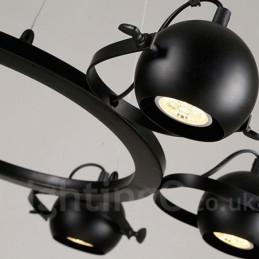 6-flammige Retro-Pendelleuchte im Vintage-Stil aus schwarzem Eisen mit schwarzen Kugelschirmen aus Eisen