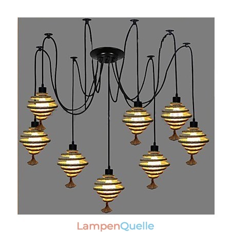 Der Nordic Country Retro Honeycomb Kronleuchter. Kronleuchterlampe. Die himmlischen Mädchen streuen Blüten. Der Nordic Country Retro Honeycomb Kronleuchter. Kronleuchterlampe. Die himmlischen Mädchen streuen Blüten.