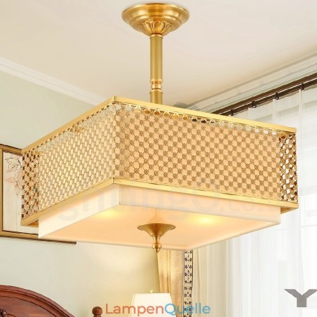 4-flammige Retro-Pendelleuchte aus rustikalem Messing mit Stoffschirm 4-flammige Retro-Pendelleuchte aus rustikalem Messing mit Stoffschirm