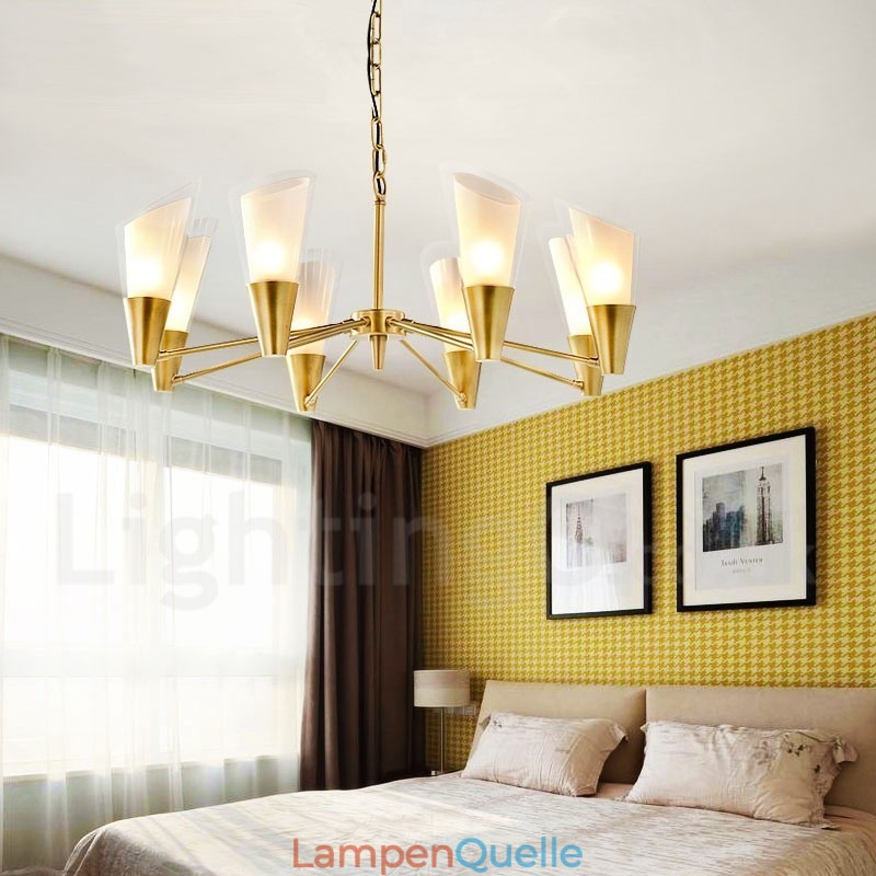 8-flammige Retro-Pendelleuchte aus rustikalem Messing mit Glasschirm
