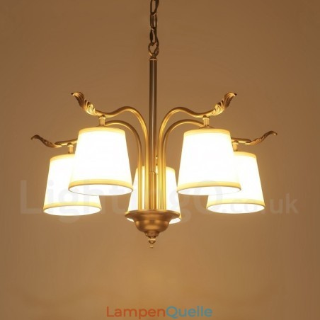 5-flammige Retro-Pendelleuchte aus rustikalem Messing mit Stoffschirm 5-flammige Retro-Pendelleuchte aus rustikalem Messing mit Stoffschirm