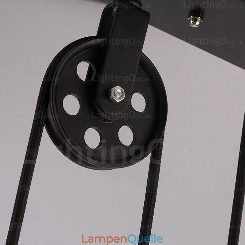 Moderne Pendelleuchte mit 2 Lichtern und Glasschirm