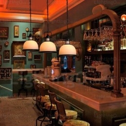 1-flammige Hängeleuchte im Landhausstil mit Glasschirm