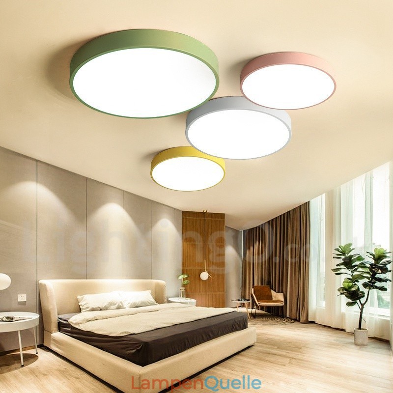 Moderne Deckenleuchte aus Stahl in mehreren Farben