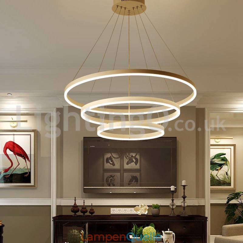 Moderne Pendelleuchte mit drei Kreisen und Fernbedienung