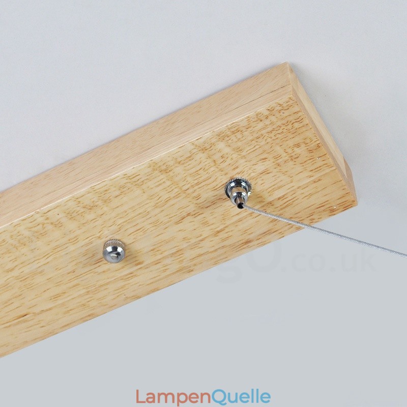 Moderne lange Pendelleuchte aus Holz
