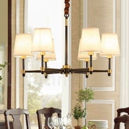 Großer luxuriöser rustikaler Retro-Vintage-Kronleuchter aus reinem Messing mit Stoffschirmen