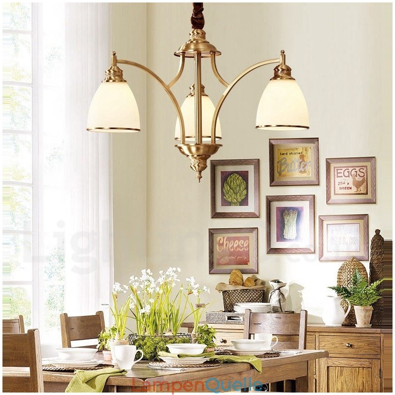 Großer luxuriöser rustikaler Retro-Vintage-Kronleuchter aus reinem Messing mit Glasschirmen