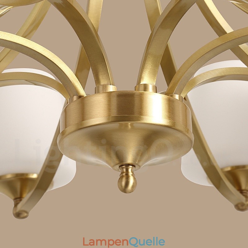 Großer luxuriöser rustikaler Retro-Vintage-Kronleuchter aus reinem Messing mit Glasschirmen