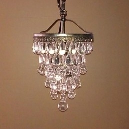 Moderne Pendelleuchte mit 1 Licht und antiker Farbe und Kristallperlen