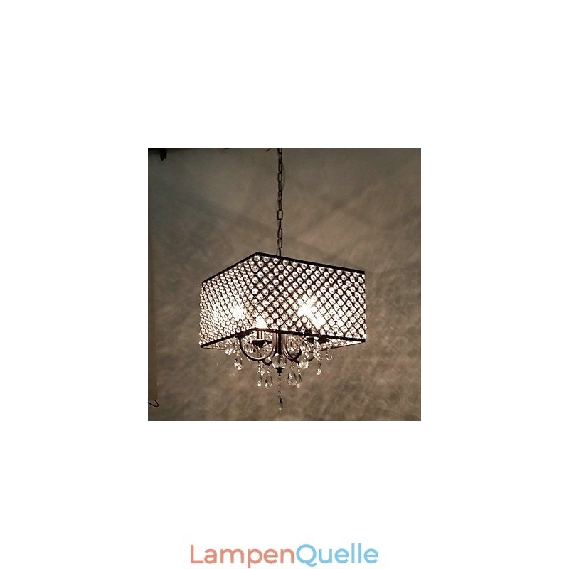 Traditioneller klassischer Kronleuchter aus Metall mit Kristallmalerei