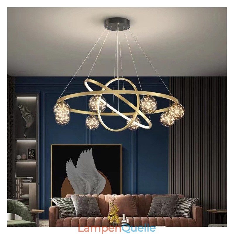 Nordische moderne Pendelleuchte mit goldenem Kreis