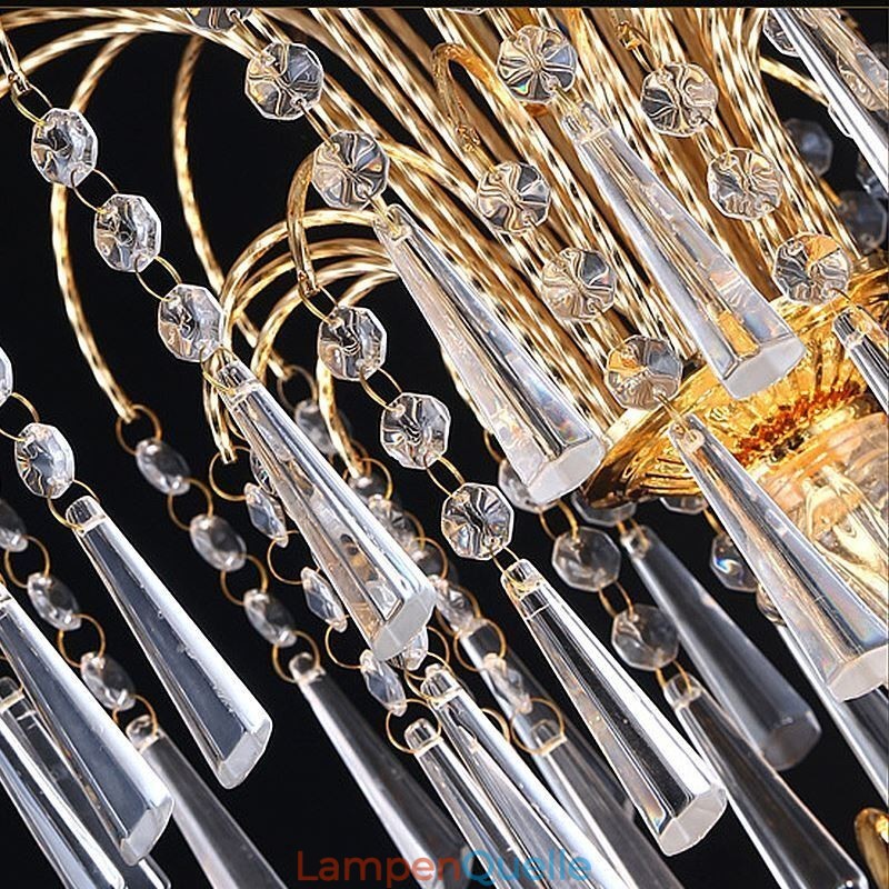 Anmutiger Kristall-Kronleuchter, klassische Pendelleuchte in Goldfarbe