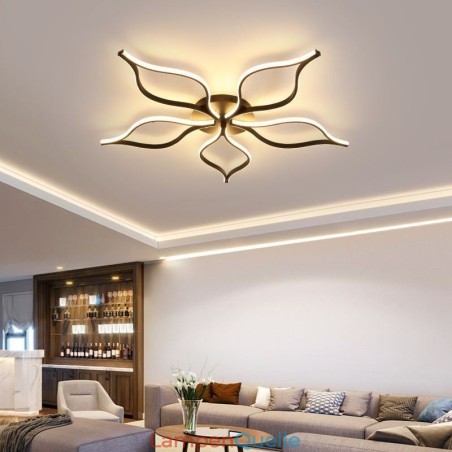Minimalistische Deckenleuchte mit fünfblättrigem Blumenmotiv Minimalistische Deckenleuchte mit fünfblättrigem Blumenmotiv