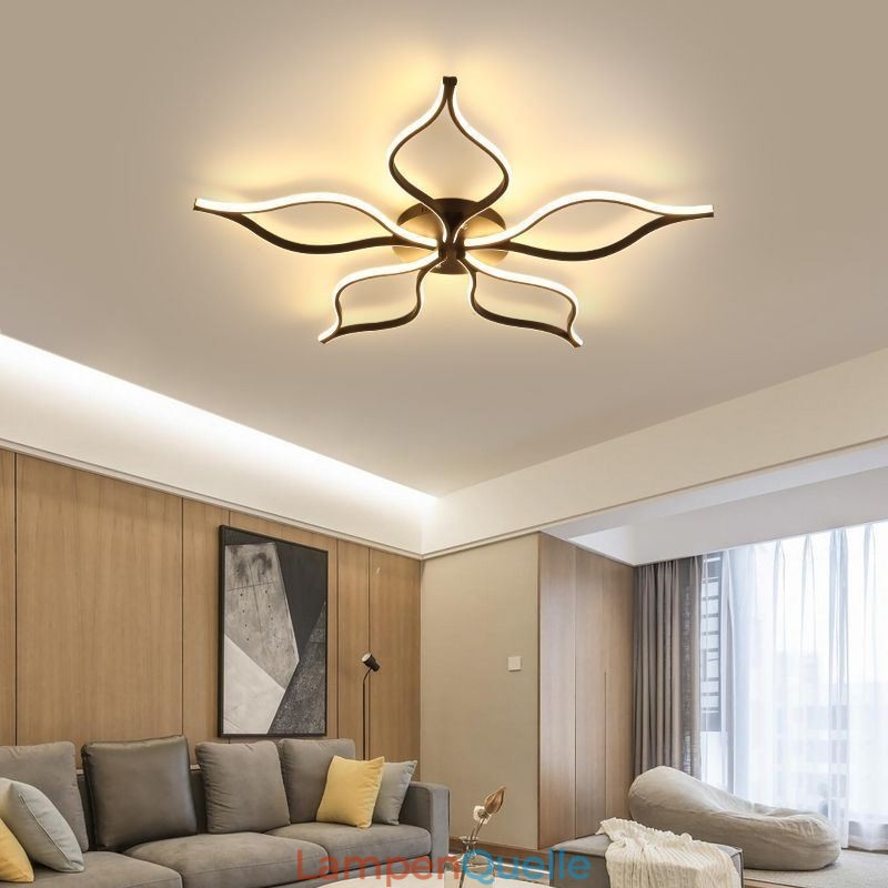 Minimalistische Deckenleuchte mit fünfblättrigem Blumenmotiv