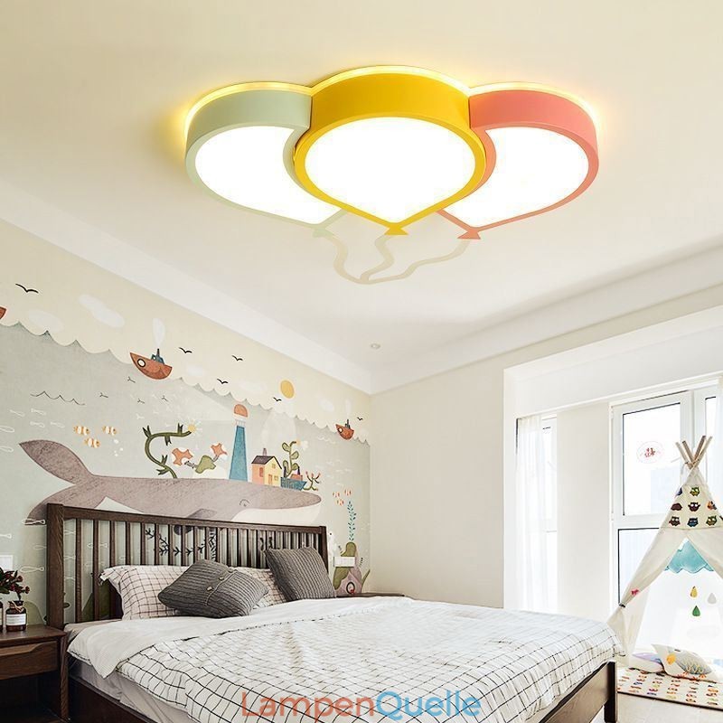 Moderne Deckenleuchte mit bündiger Montage, schöne Deckenlampe mit Ballonschirm