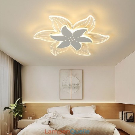Elegante Blumen-Deckenleuchte, einzigartige dekorative Beleuchtung Elegante Blumen-Deckenleuchte, einzigartige dekorative Beleuchtung