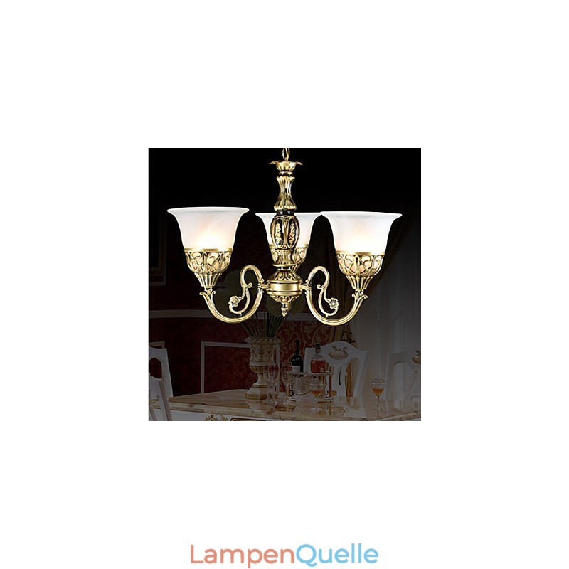 Traditioneller klassischer Kronleuchter aus Bronzemetall