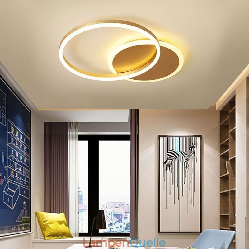 Moderne, runde Deckenleuchte in Gold