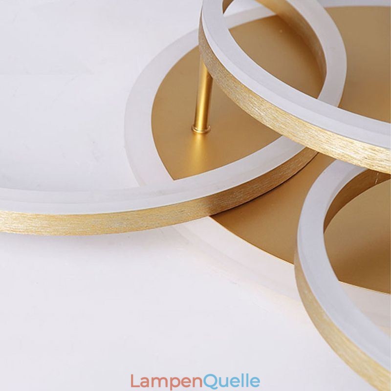 Moderne, runde Deckenleuchte in Gold