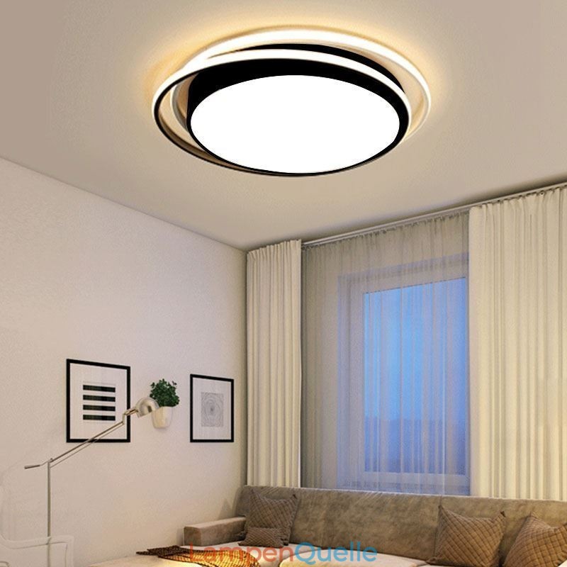 Moderne einfache Unterputz-Deckenleuchte mit geometrischem Rahmen und quadratischem Lampenschirm