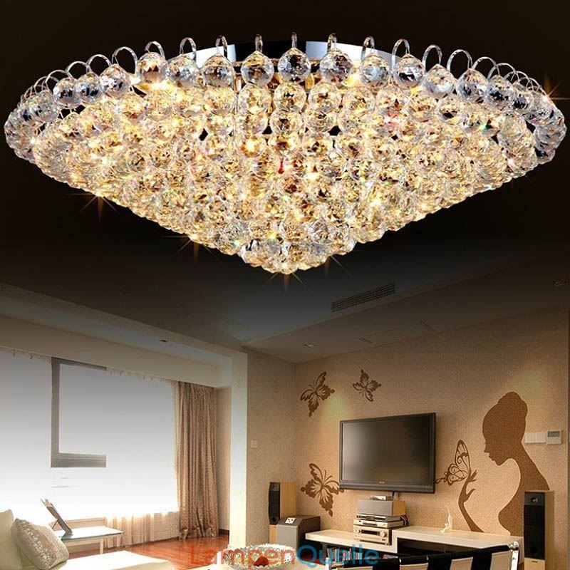 Deckenleuchte im europäischen Stil mit Kristallen in runder Form