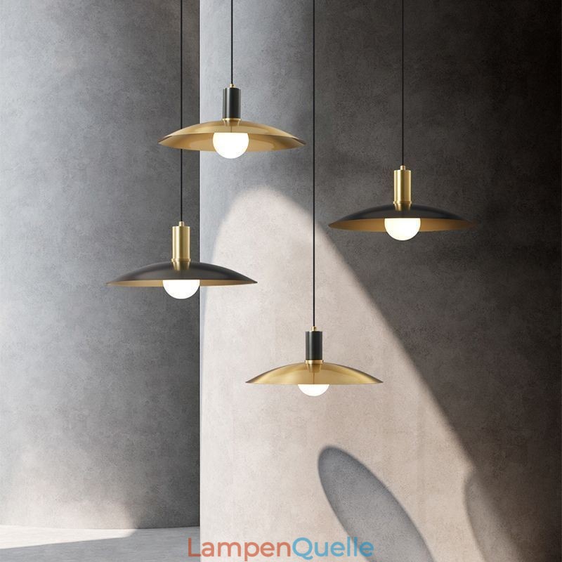 Moderne, schlichte Pendelleuchten