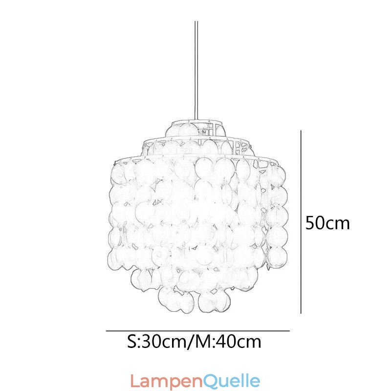 Moderne klassische Pendelleuchte mit weißem Muschelschirm