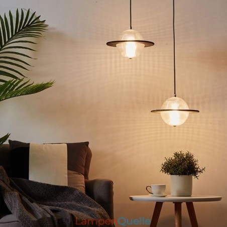 Moderne Deckenleuchte in Form einer Pendelleuchte aus Glas Moderne Deckenleuchte in Form einer Pendelleuchte aus Glas