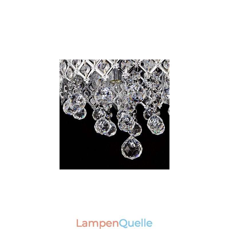 Traditionelle klassische Deckenleuchte aus Kristall und Chrommetall