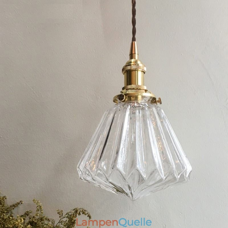 Pendelleuchte aus geripptem Glas mit klarem Diamant