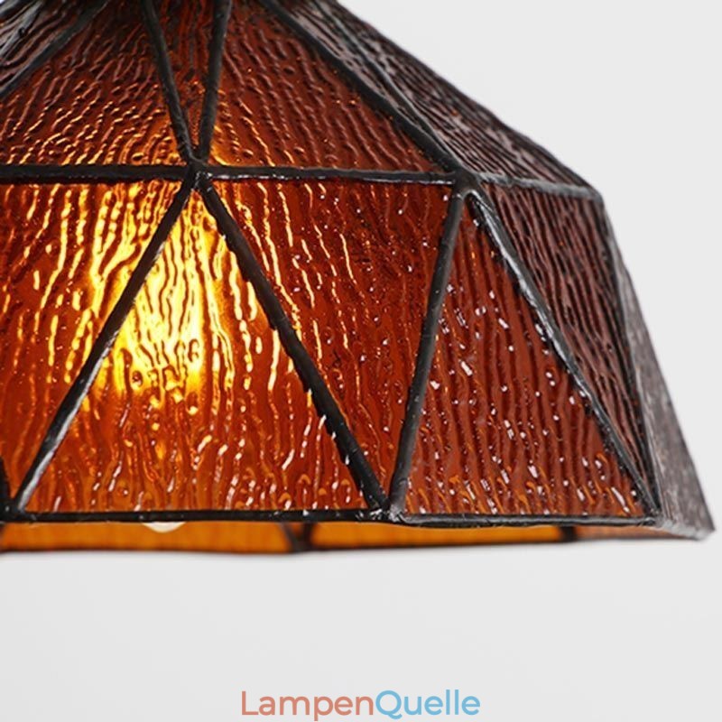 Geometrische Pendelleuchte aus Buntglas
