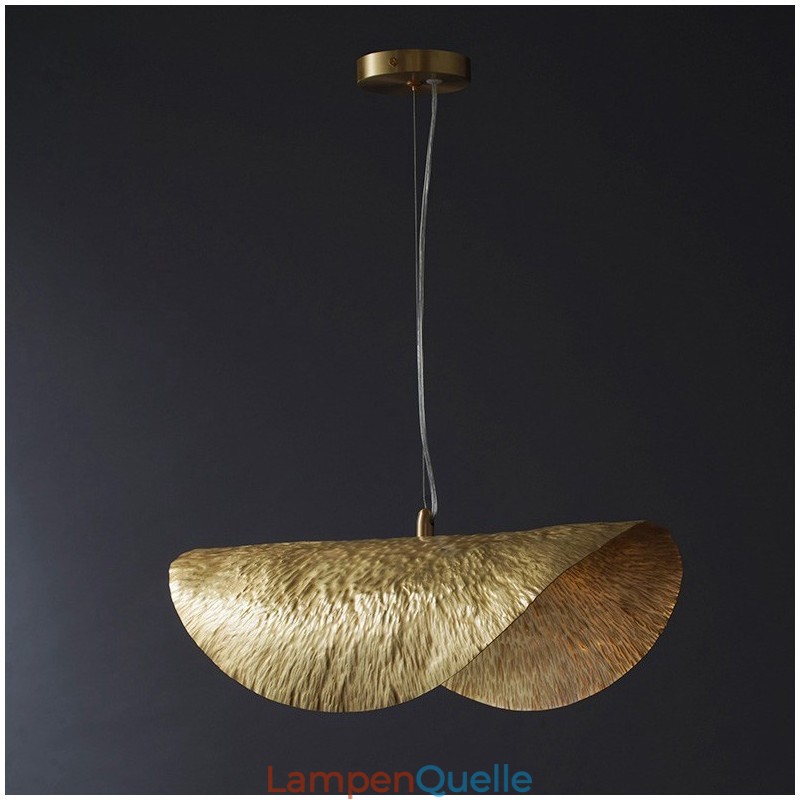 Traditionelle klassische Pendelleuchte aus reinem Messing