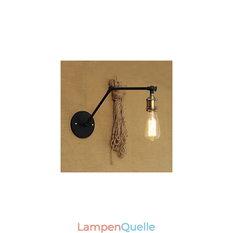 Eine einfache, moderne amerikanische Landhaus-Wandlampe ohne Spiegel, Lampenschirm aus Eisen